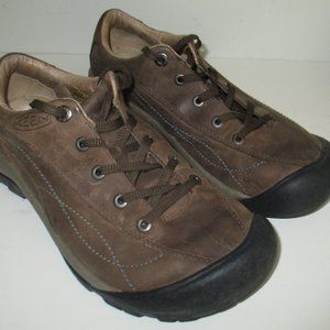Womens Keen Toyah Hiking Walking Trail Shoes Sz 9
